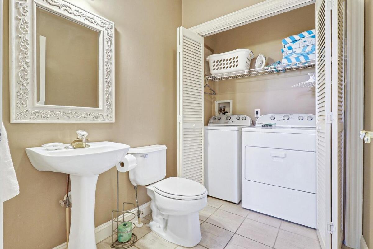 6 Bd 4 And One Half Bath Family Friendly Beach Home With Heated Pool Just A Block To The Beach Hilton Head Island Ngoại thất bức ảnh